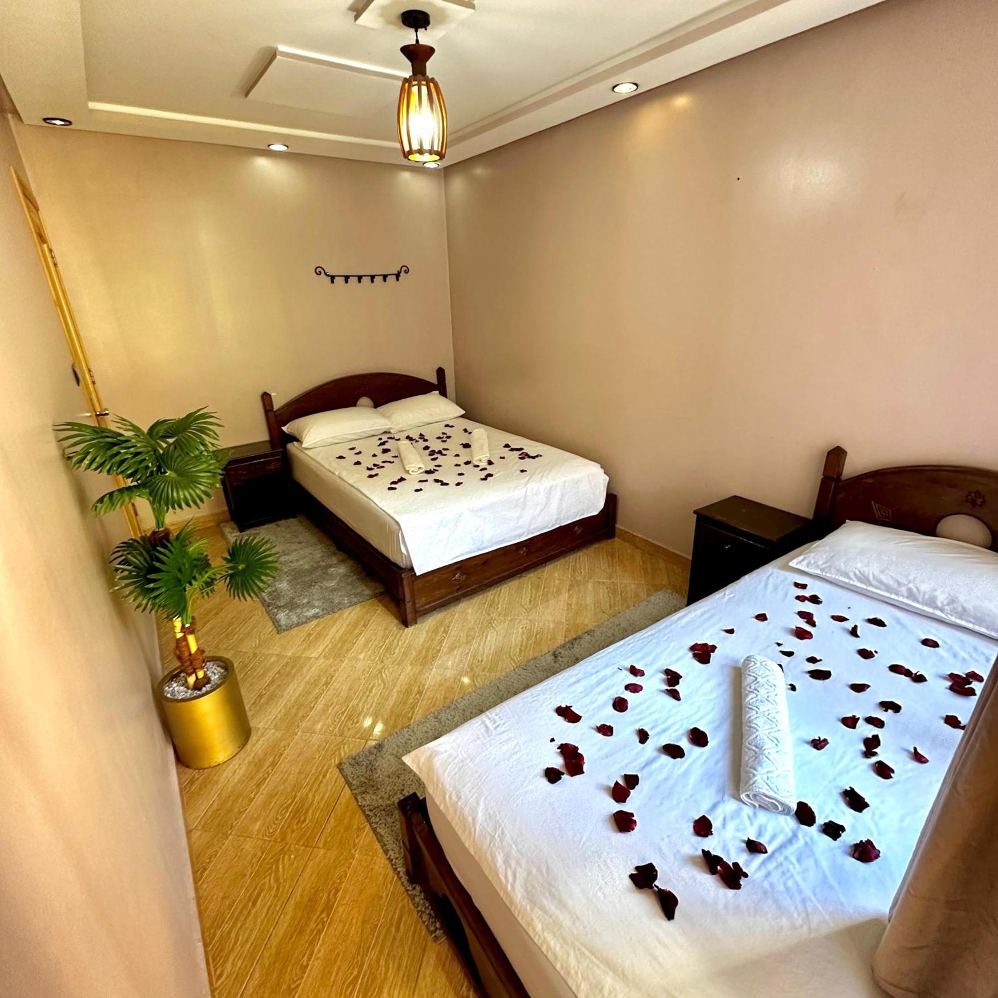 Hotel Nabil Akchour Екстер'єр фото