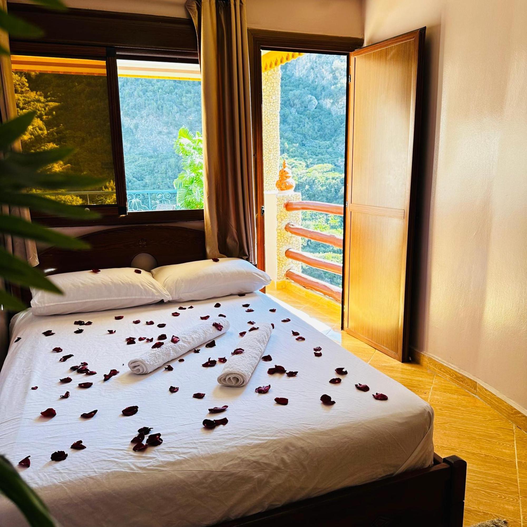 Hotel Nabil Akchour Екстер'єр фото